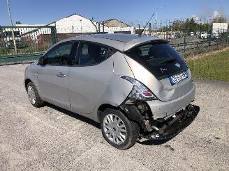 Lancia Ypsilon 1.2 picture 4