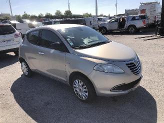 Lancia Ypsilon 1.2 picture 2