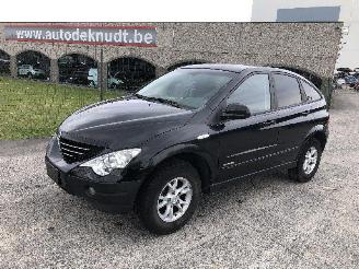 damaged passenger cars Ssang yong Actyon 2.0 D   4x4 2008/6