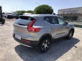 Vaurioauto  passenger cars Volvo XC40 1.5  T2 AUTOMATIQUE 8V 2020/10