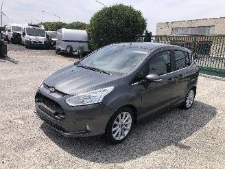 Vaurioauto  passenger cars Ford B-Max 1.0 ECOBOOST 2016/9