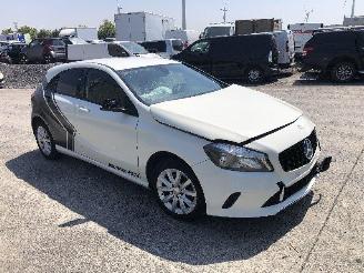Schadeauto Mercedes A-klasse A  160 2017/3