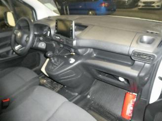 Toyota ProAce 1.5D CITY picture 12