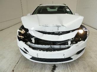 Opel Astra EDITION picture 2