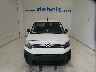 Schadeauto Citroën Berlingo 1.5 BLUE HDI 2021/8
