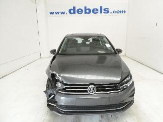 Schadeauto Volkswagen Golf SPORTSVAN COMFO 2020/10