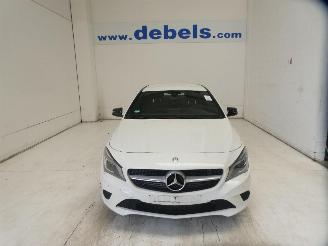 damaged passenger cars Mercedes Cla-klasse 180 CDI/ 180 2016/3