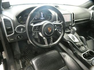 Porsche Cayenne  picture 13
