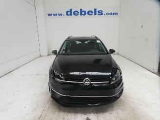 Schadeauto Volkswagen Golf VARIANT COMFORT 2020/7