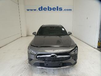 uszkodzony samochody osobowe Mercedes Cla-klasse  2022/9