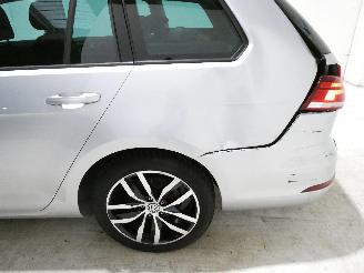Volkswagen Golf 1.6D VARIANT COMFORT picture 15