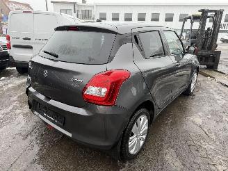 Suzuki Swift 1.0 COMFORT KLIMA picture 5