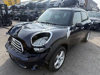 krockskadad bil auto Mini Countryman 1.6I 2012/10
