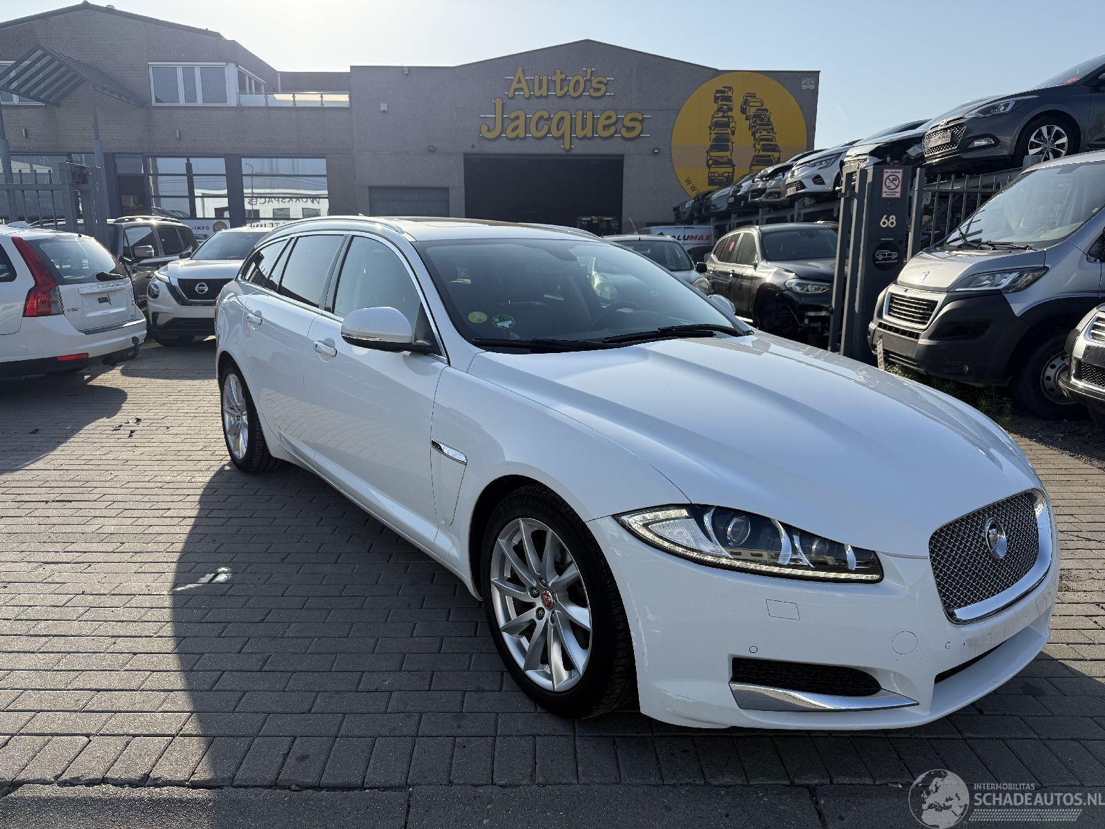 Jaguar XF 2.2D LUXURY