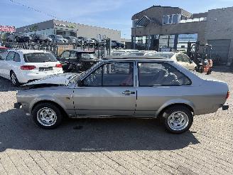 Unfallwagen Volkswagen Polo 1.3 OLDTIMER 1988/1