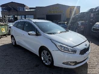 škoda osobní automobily Kia Ceed 1.6 CRDI SW 2015/6