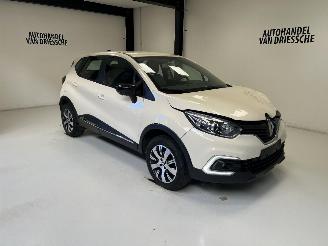 uszkodzony samochody osobowe Renault Captur  2018/5