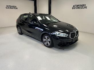 Damaged car BMW 1-serie  2020/10