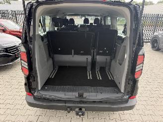 Ford Tourneo Custom L2 9-persoons picture 12