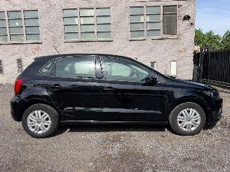 Damaged car Volkswagen Polo TRENDLINE 2016/11