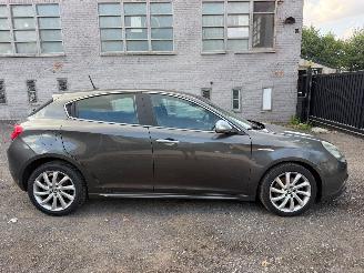 Schadeauto Alfa Romeo Giulietta 2.0 JTD 2011/7