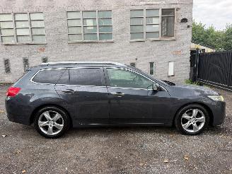 Avarii autoturisme Honda Accord EXECUTIVE 2013/11