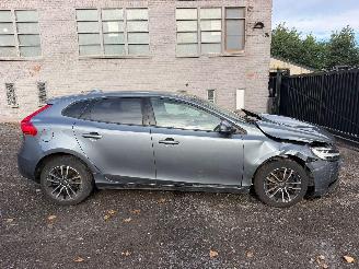 Avarii autoturisme Volvo V-40 V 40 2019/4