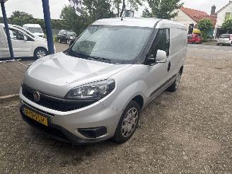 Schade bestelwagen Fiat Doblo 1.4 Fire  SX 2019/2