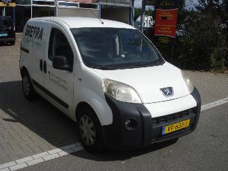 skadebil bedrijf Peugeot Bipper HDI  AIRCO 2013/8