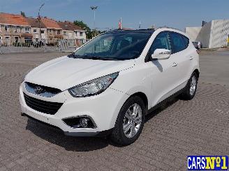 krockskadad bil auto Hyundai Ix35  2012/4