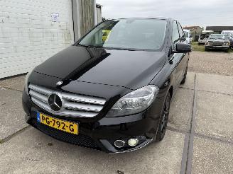 Mercedes B-klasse 220d Ambition Automaat picture 7