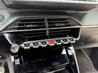 Peugeot e-208 EV GT 51 kWh picture 21