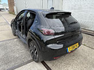 Peugeot e-208 EV GT 51 kWh picture 10