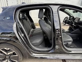 Peugeot e-208 EV GT 51 kWh picture 4
