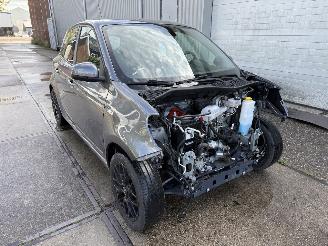 Damaged car Smart Forfour EQ Business Solution 2019/9