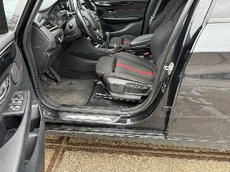 BMW 2-serie 218d Sport picture 13