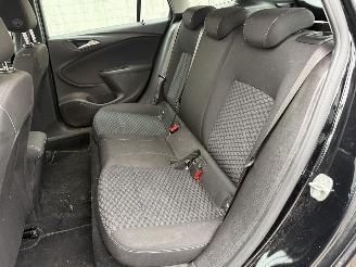 Opel Astra 1.0 Online Edition picture 25