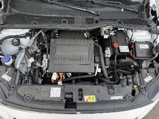 Peugeot e-208 EV GT Avant 51 kWh picture 11