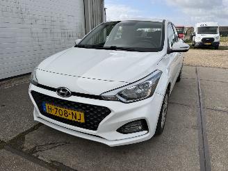 uszkodzony samochody osobowe Hyundai I-20 1.0 T-GDI Comfort 2020/3