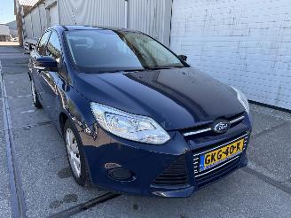 Schadeauto Ford Focus 1.6 TDCI Trend 2012/12