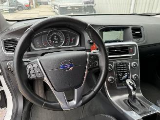 Volvo V-60 2.0 D2 R-Design Automaat picture 19