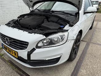 Volvo V-60 2.0 D2 R-Design Automaat picture 13
