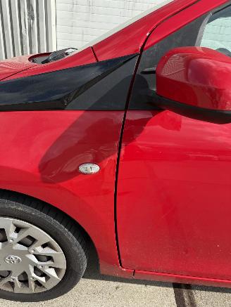 Toyota Aygo 1.0 VVT-i X-Play Multimedia Camera picture 3