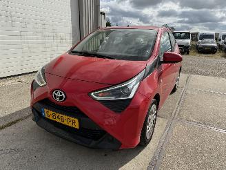 Coche accidentado Toyota Aygo 1.0 VVT-i X-Play Multimedia Camera 2019/11