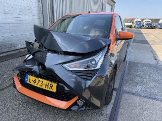 Vaurioauto  passenger cars Toyota Aygo 1.0 VVT-i JBL 2021/6