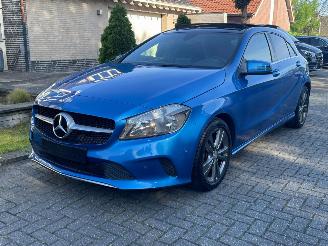 Damaged car Mercedes A-klasse 250 4MATIC URBAN PANO NAVI PDC 2016/1