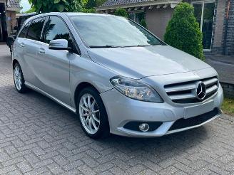 Voiture accidenté Mercedes B-klasse 180 CAMERA NAVI PDC 2013/3