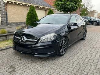 škoda osobní automobily Mercedes A-klasse 200 AMG LINE NAVI PDC 2014/1
