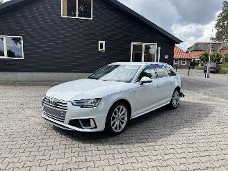 Schadeauto Audi A4 Avant 2.0 S LINE AUTOMAAT NAVI CLIMA PDC VIRT DASH B.J 06-2019 2019/6