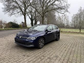 krockskadad bil auto Volkswagen Golf 8 HYBRIDE GTE 1.4 PLUG IN DSG NAVI CLIMA VIRT DASH CAMERA B.J 12-2023 2023/12